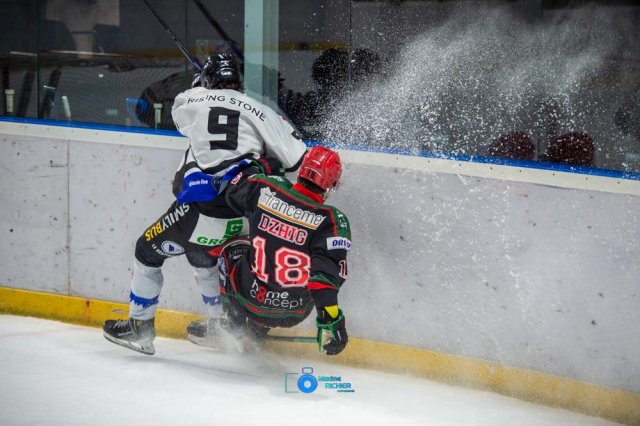 Photo hockey match Mont-Blanc - Courchevel-Méribel-Pralognan le 11/01/2025