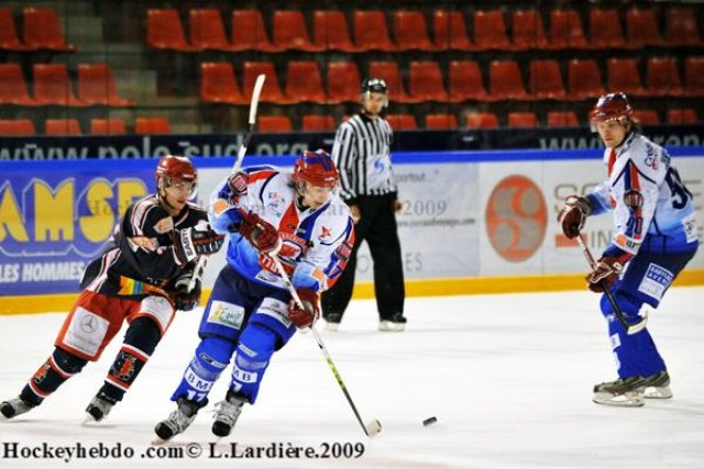 Photo hockey reportage Grenoble s'incline aux penaltys