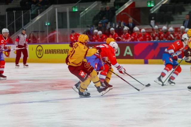 Photo hockey match Zürich - Genève le 21/01/2025