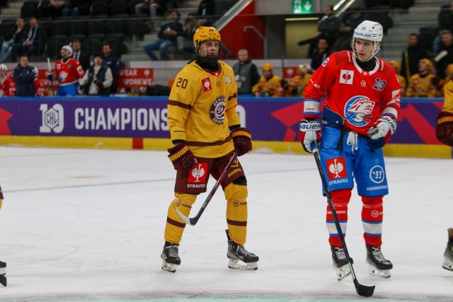 Photo hockey match Zürich - Genève le 21/01/2025