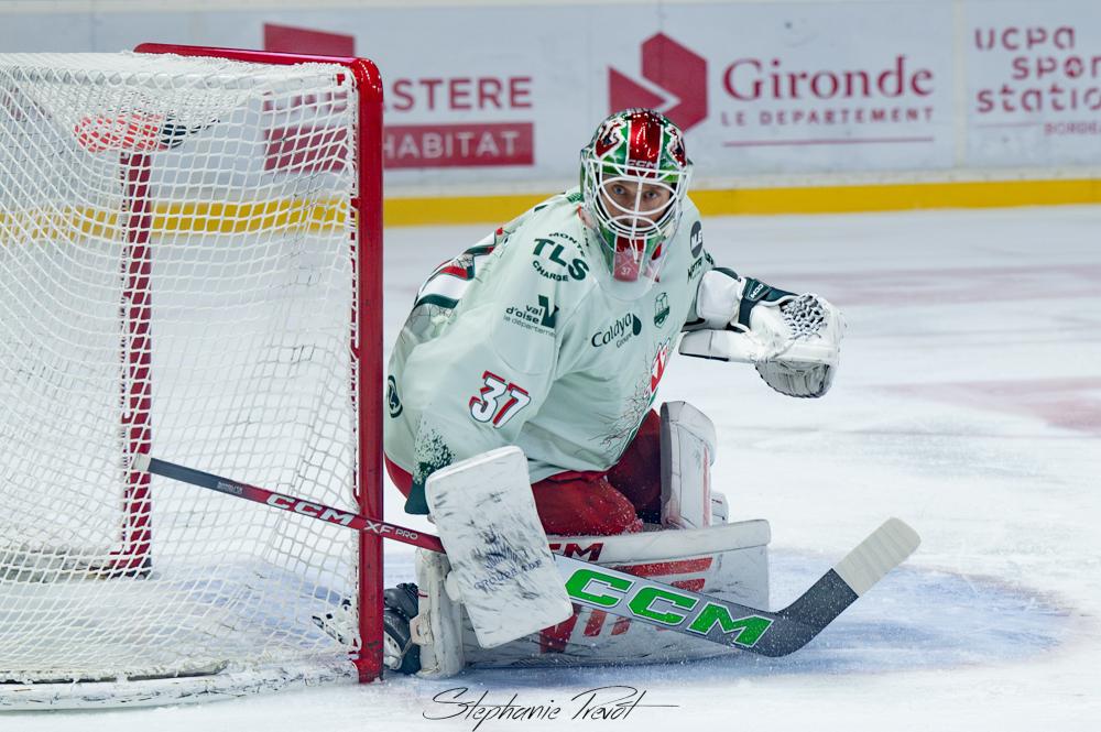 Bordeaux 5 - 4 Cergy-Pontoise