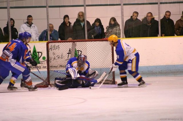 Photo hockey match Clermont-Ferrand - Champigny-sur-Marne le 07/11/2009