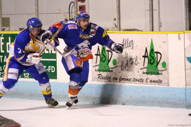 Photo hockey match Clermont-Ferrand - Champigny-sur-Marne le 07/11/2009
