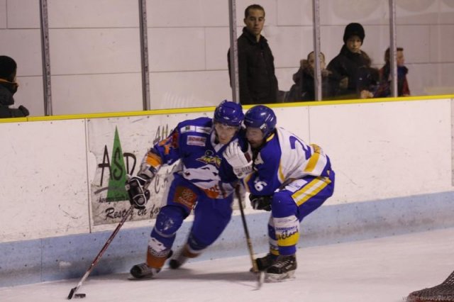 Photo hockey match Clermont-Ferrand - Champigny-sur-Marne le 07/11/2009