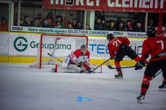 Photo hockey match Chamonix  - Grenoble  le 18/02/2025