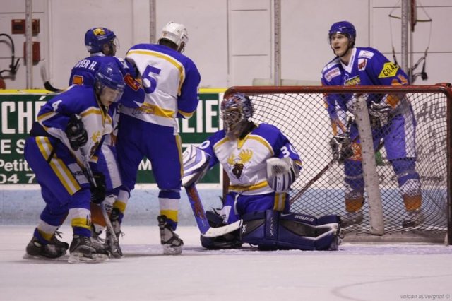 Photo hockey match Clermont-Ferrand - Champigny-sur-Marne le 07/11/2009