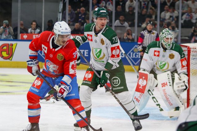 Photo hockey match Zürich - Karlstad le 18/02/2025