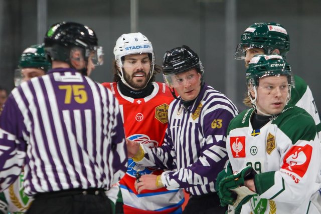Photo hockey match Zürich - Karlstad le 18/02/2025