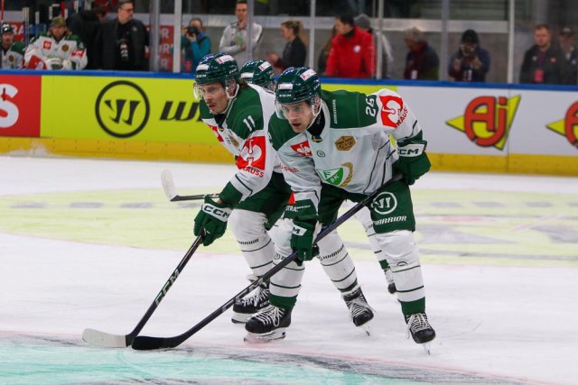 Photo hockey match Zürich - Karlstad le 18/02/2025