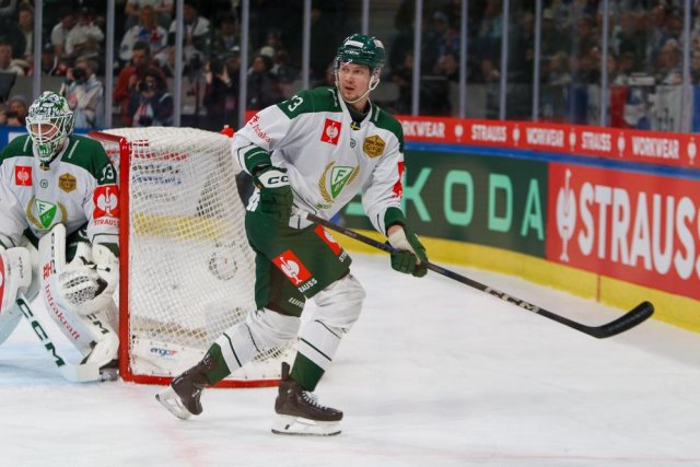 Photo hockey match Zürich - Karlstad le 18/02/2025