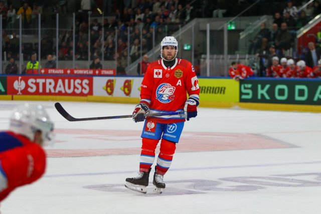 Photo hockey match Zürich - Karlstad le 18/02/2025