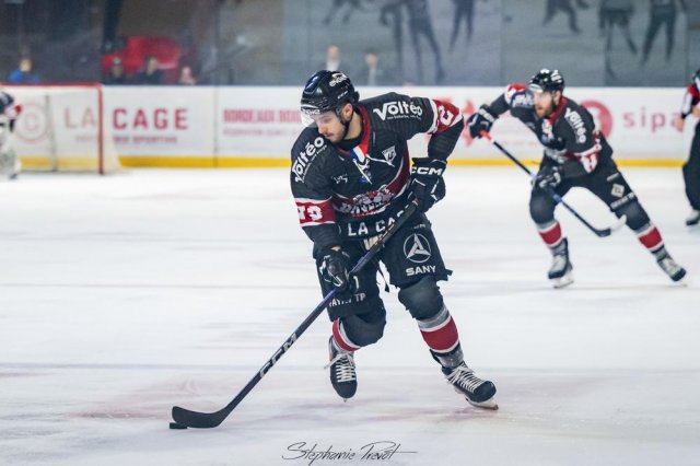 Photo hockey match Bordeaux - Marseille le 08/03/2025