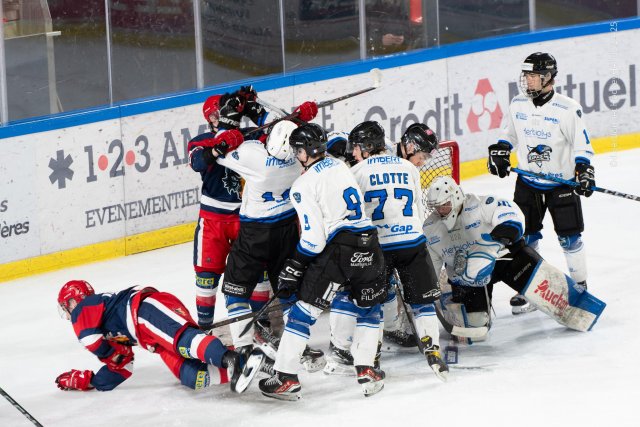 Photo hockey reportage U20 1/2 finale  Grenoble vs Gap