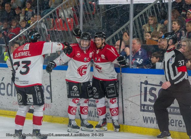 Photo hockey match Grenoble  - Amiens  le 14/03/2025
