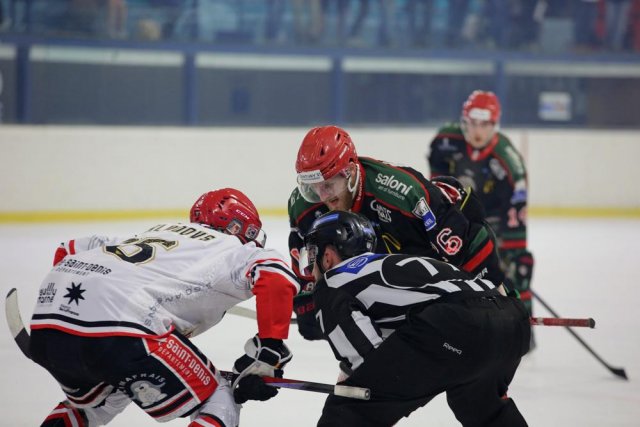 Photo hockey match Mont-Blanc - Neuilly/Marne le 15/03/2025