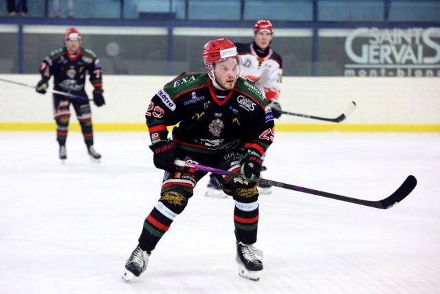 Photo hockey match Mont-Blanc - Neuilly/Marne le 15/03/2025