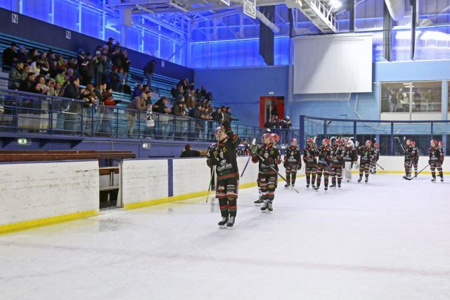 Photo hockey match Mont-Blanc - Neuilly/Marne le 16/03/2025