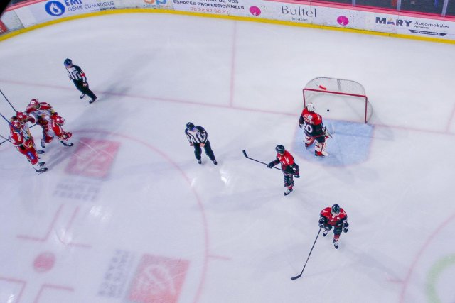 Photo hockey match Amiens  - Grenoble  le 19/03/2025