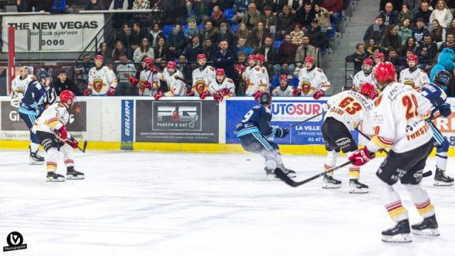 Photo hockey match Tours  - Meudon le 22/03/2025