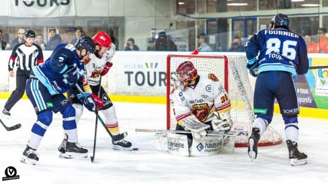 Photo hockey match Tours  - Meudon le 22/03/2025
