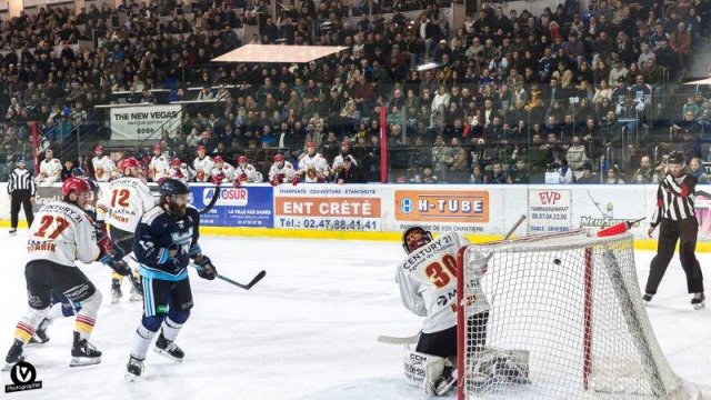 Photo hockey match Tours  - Meudon le 22/03/2025