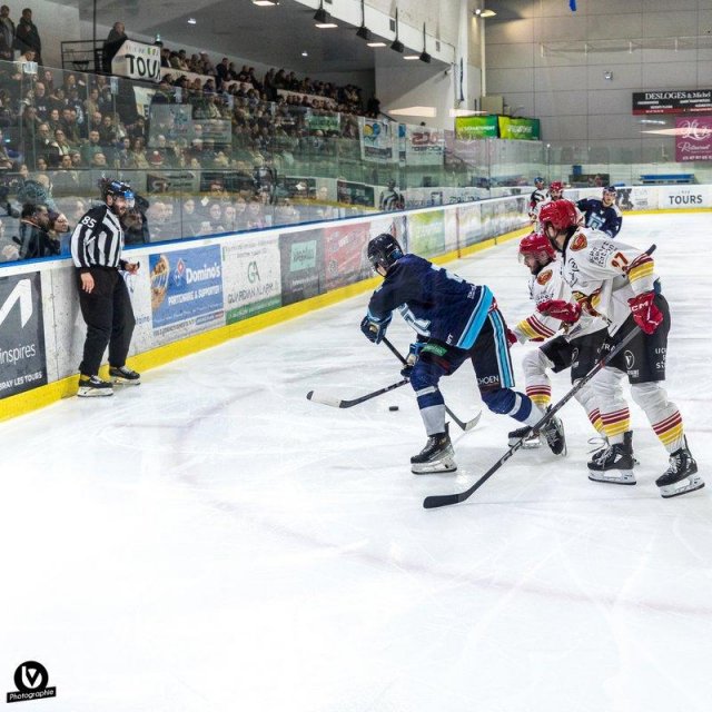 Photo hockey match Tours  - Meudon le 22/03/2025