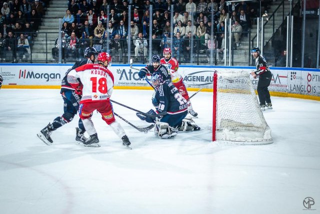 Photo hockey match Angers  - Grenoble  le 01/04/2025