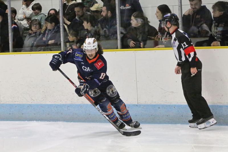 Clermont-Ferrand 6 - 4 Anglet II