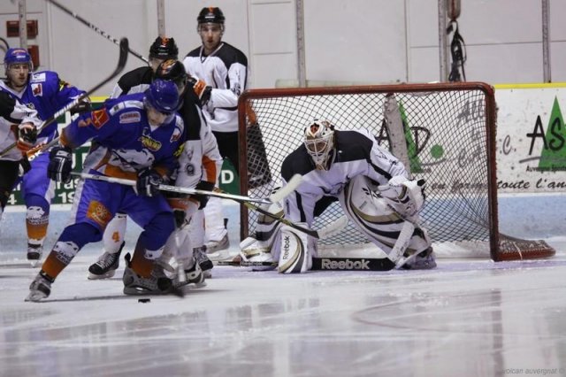 Photo hockey match Clermont-Ferrand - Tours  le 14/11/2009