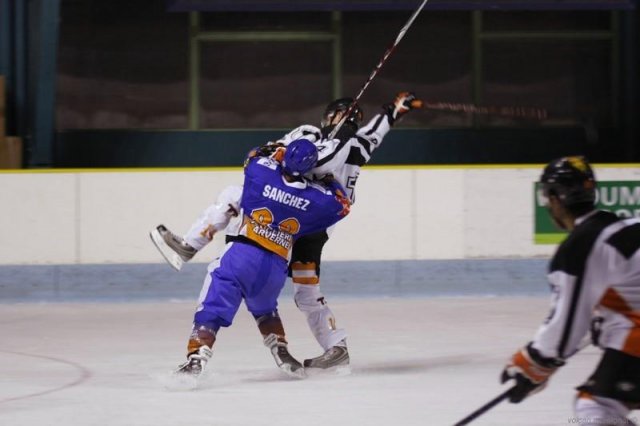 Photo hockey match Clermont-Ferrand - Tours  le 14/11/2009