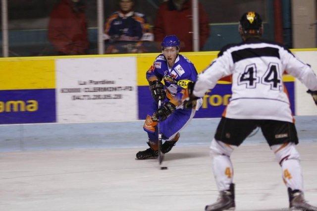 Photo hockey match Clermont-Ferrand - Tours  le 14/11/2009