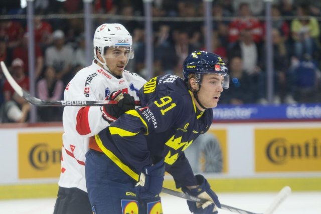 Photo hockey match Switzerland - Sweden le 01/05/2025