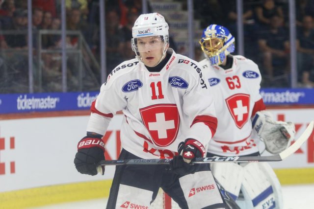 Photo hockey match Switzerland - Sweden le 01/05/2025
