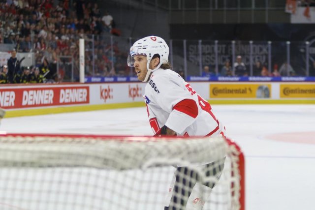 Photo hockey match Switzerland - Sweden le 01/05/2025