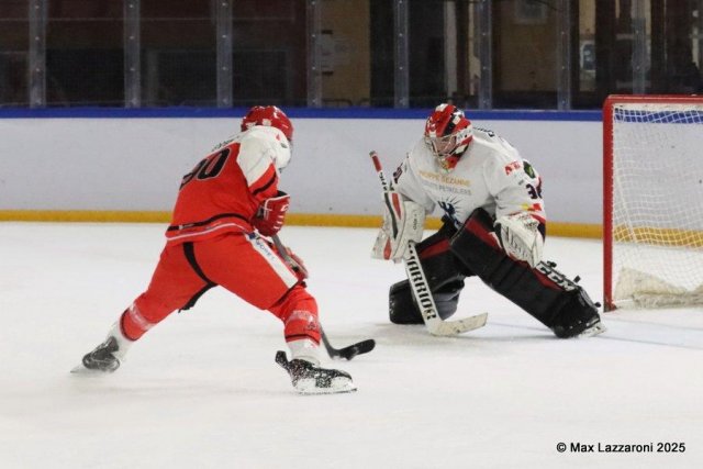 Photo hockey reportage TF - Serre-Chevalier arrache le Trophée en prolongation