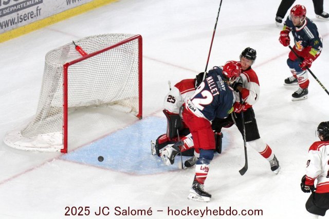 Photo hockey match Grenoble  - Chamonix  le 23/08/2025