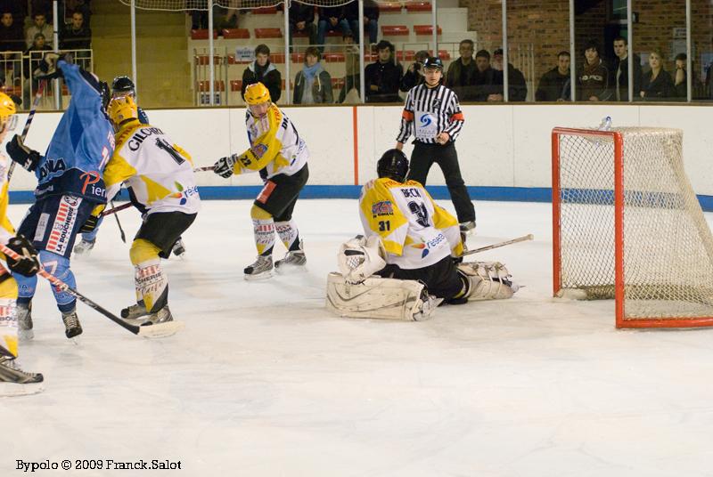 Angers  6 - 4 Strasbourg 