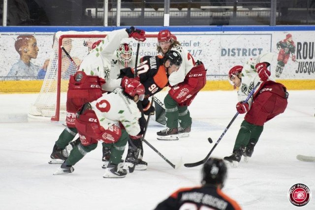 Photo hockey match Cergy-Pontoise - Trois-Rivières le 29/08/2025