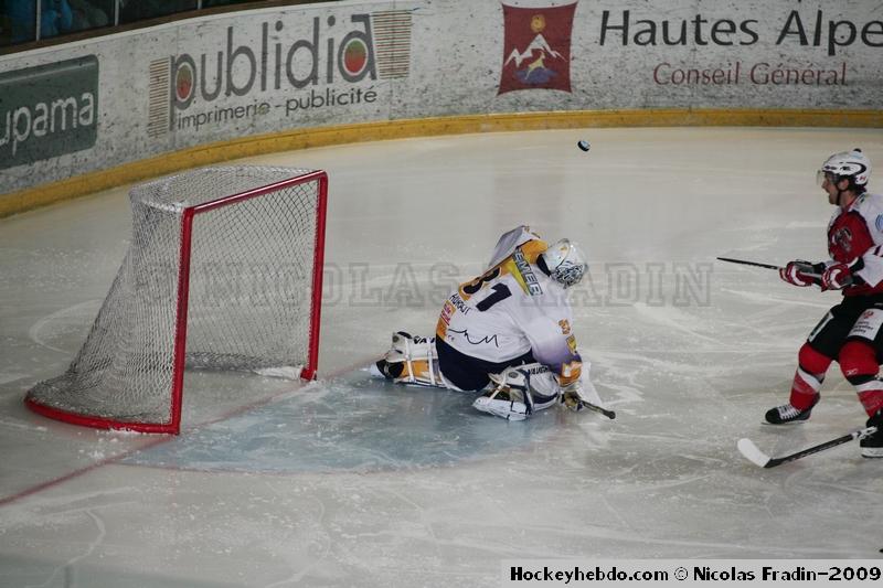 Briançon  3 - 1 Chamonix 