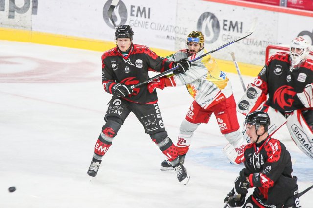 Photo hockey match Amiens  - Grenoble  le 23/09/2025