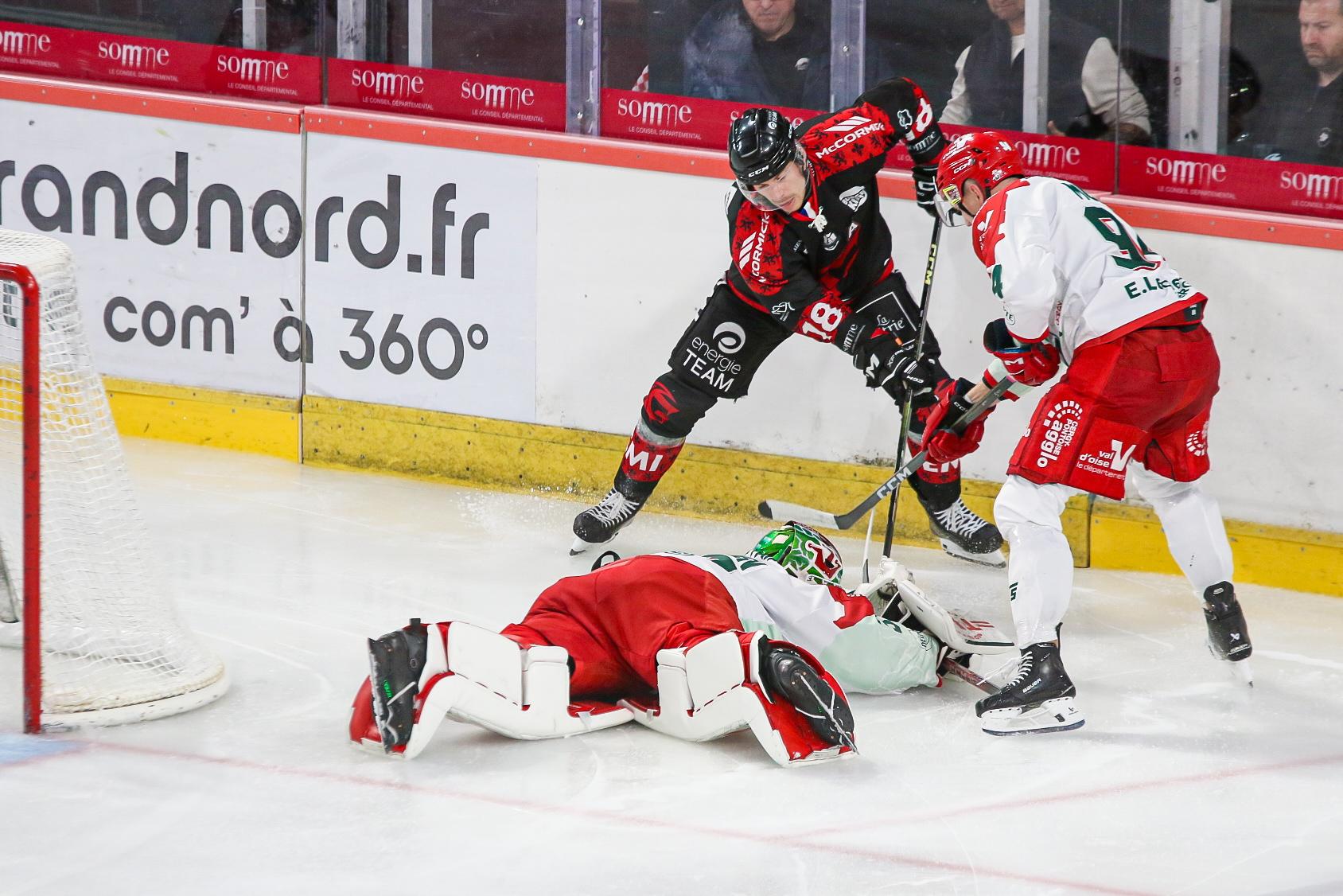 Amiens  3 - 2 Cergy-Pontoise