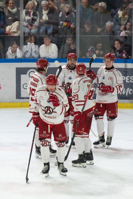 Photo hockey match Grenoble  - Briançon  le 28/10/2025