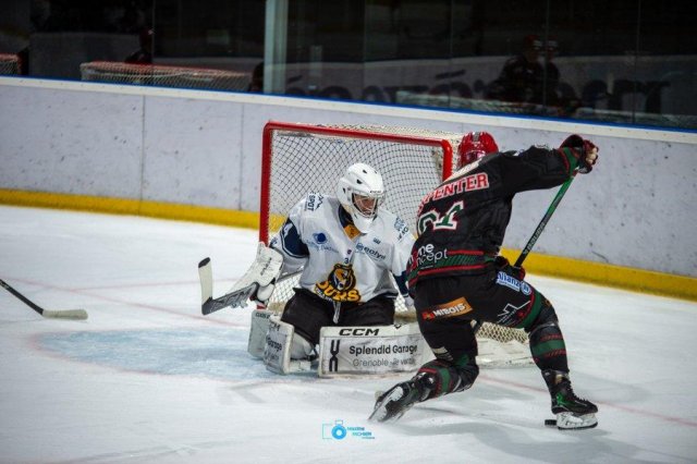 Photo hockey match Mont-Blanc - Villard-de-Lans le 04/11/2025