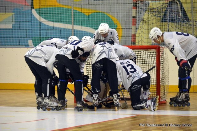 Photo hockey reportage N2 : Lyon tient bon