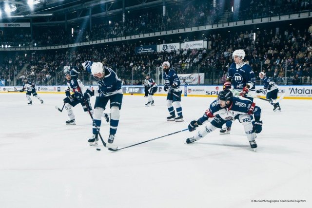 Photo hockey match HK Mogo - Angers  le 14/11/2025