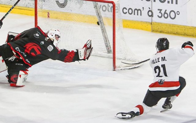 Photo hockey match Amiens  - Chamonix  le 14/11/2025