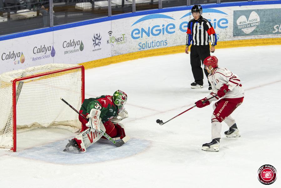 Cergy-Pontoise 3 - 2 Briançon 