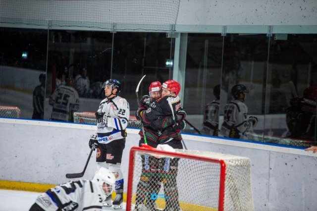 Photo hockey match Mont-Blanc - Courchevel-Méribel-Pralognan le 15/11/2025