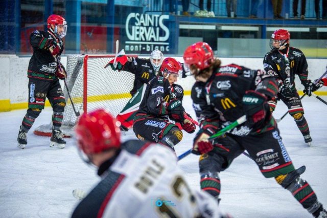 Photo hockey match Mont-Blanc - Neuilly/Marne le 06/12/2025