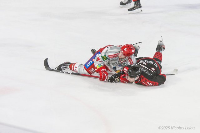 Photo hockey match Amiens  - Grenoble  le 07/12/2025